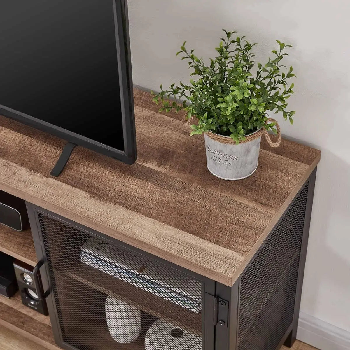 FATORRI Industrial TV Stand