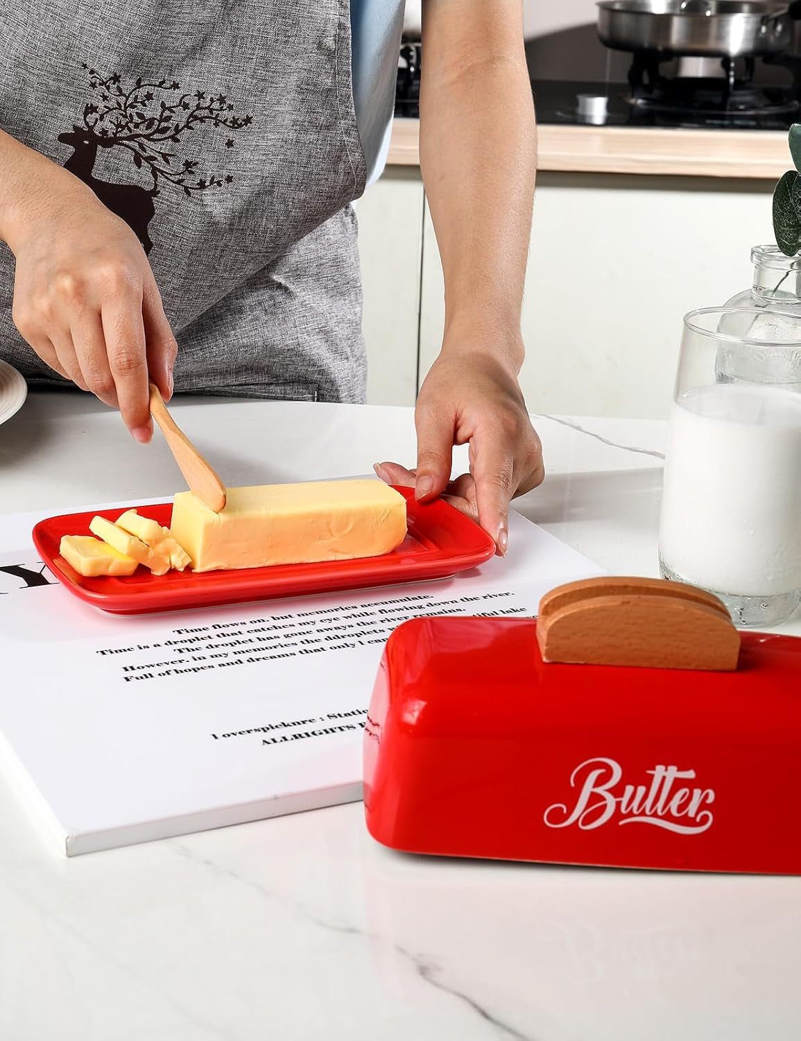 Ceramic Butter Dish with Lid and Knife